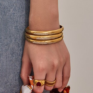 欧美高端微镶锆石卡扣手镯钛钢镀18k金女士手环时尚简约钛钢饰品