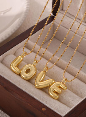 跨境个性小众钛钢项链26个英文字母气球造型设计感铜材质首饰吊坠