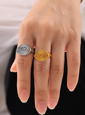 欧美chic风爱心锤纹戒指钛钢女镀18k金开口复古设计小众气质饰品