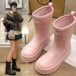 2025网红ins 新款雨鞋女士外穿防滑防水鞋夏露营中筒水靴加绒雨靴