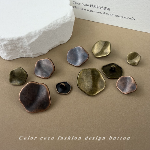 COLORCOCO复古做旧不规则纽扣