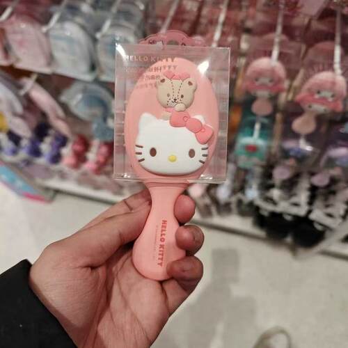 minso名创优品Hello Kitty立体按摩气囊梳正品新