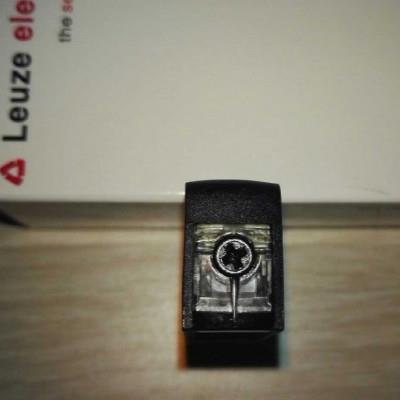 现货正品劳易测 Leuze对射光电传感器接收LE5/4P-M8 50117692开关