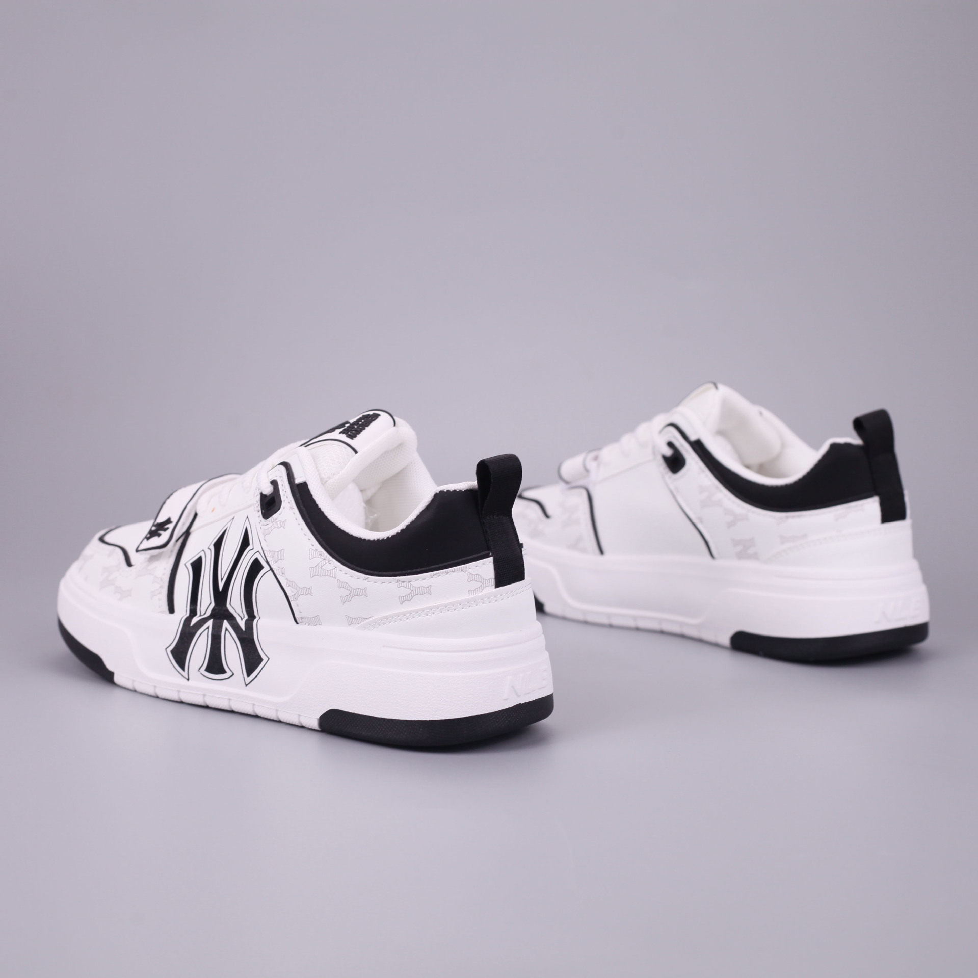 休闲运动情侣同款板鞋春秋新款时尚百搭休闲鞋厚底增高潮鞋男女同,流行男鞋,休闲板鞋,淘宝优惠券,粉丝福利购,淘宝优惠卷