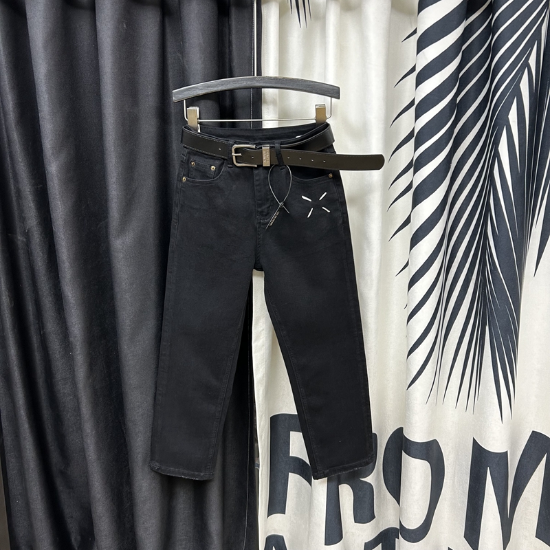 2025春季新款八九分直筒裤子