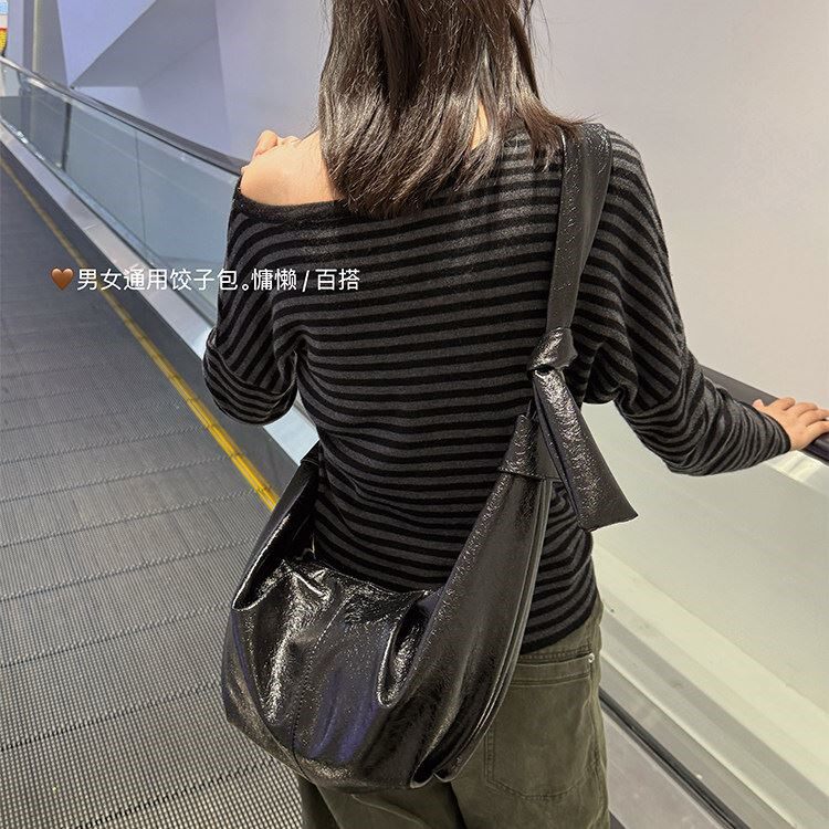 韩系ins复古软皮褶皱饺子包慵懒风休闲百搭牛角单肩斜挎大容量包