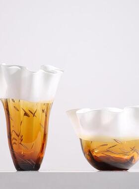 现代简约拼色荷叶边琉璃