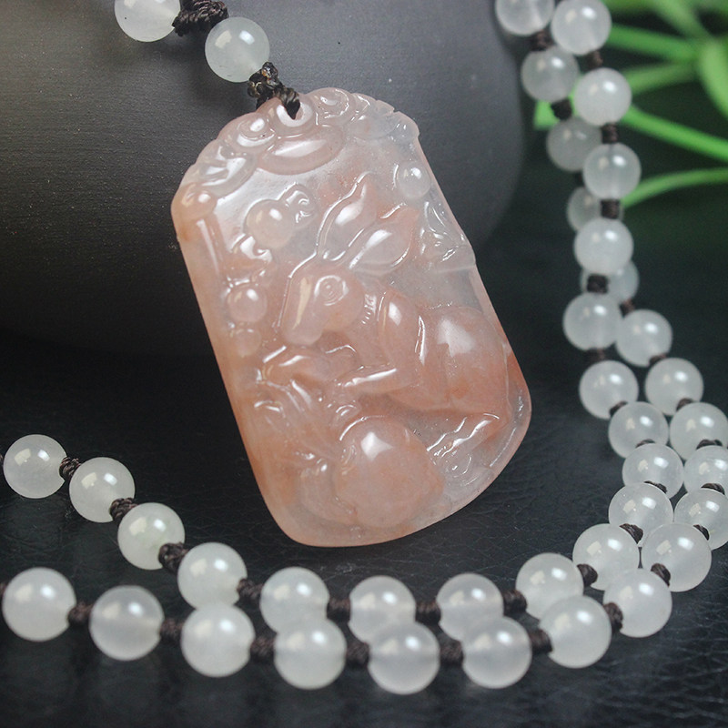 正品桂林鸡血玉贵妃料属兔十二生肖吊坠项链粉色纯天然玉石带证书