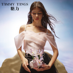 夏季 商场同款 设计感鱼骨塑腰缎光吊带上衣女短款 在逃仙女 糖力