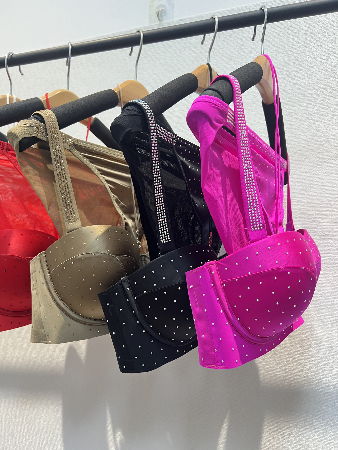 VIPSTORE利亚法式性感内衣水钻轻奢时尚套装小胸聚拢无钢圈文胸