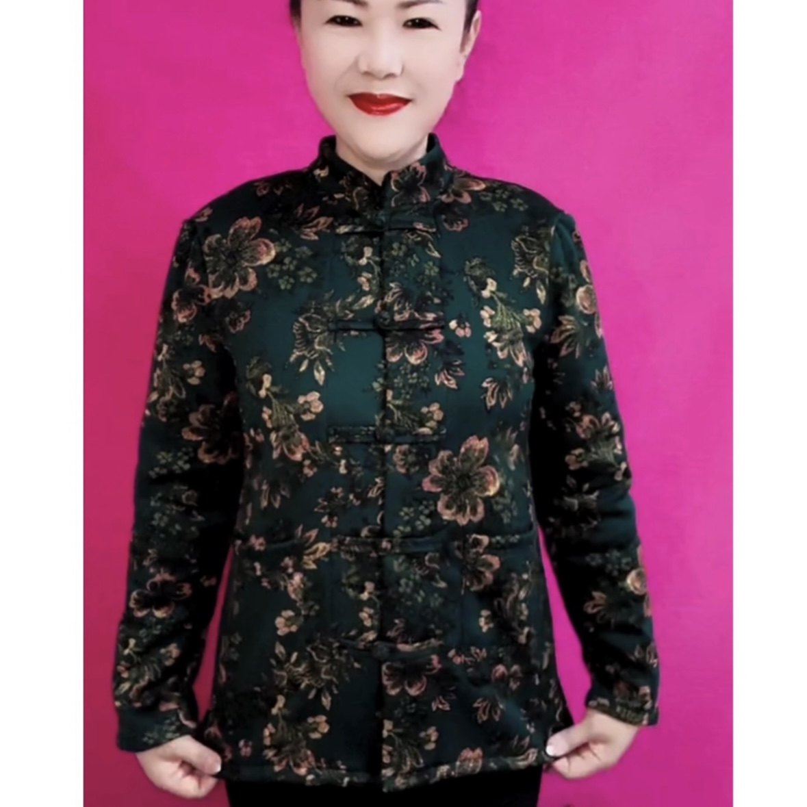 加绒盘扣开衫女士秋冬碎花保暖时尚新中式中老年妈妈短款时尚外套