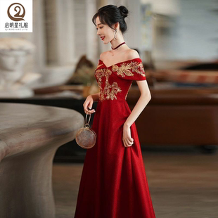 一字肩敬酒服新娘冬季红色复古结婚回门便装礼服时尚订婚连衣裙女