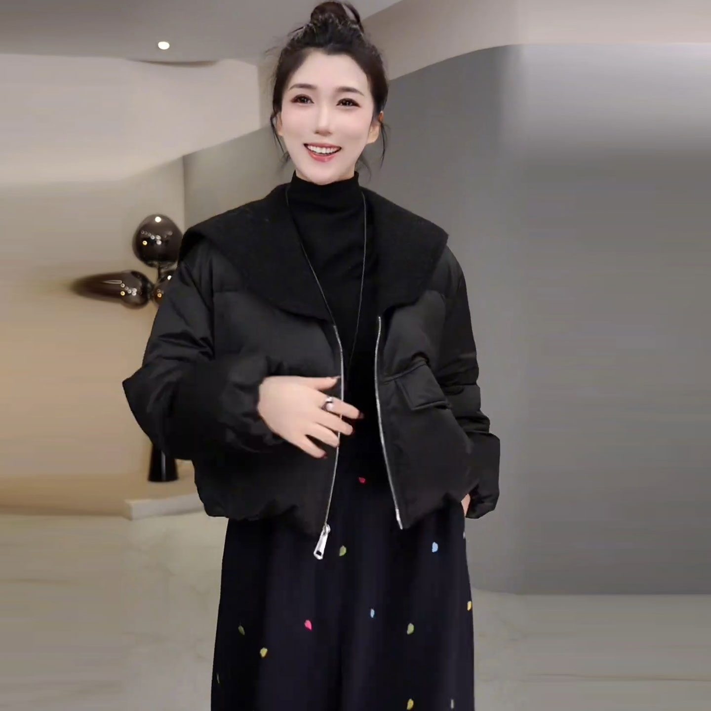 减龄娃娃领短款羽绒服女冬季