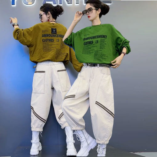 字母印花上衣+休闲哈伦裤两件套