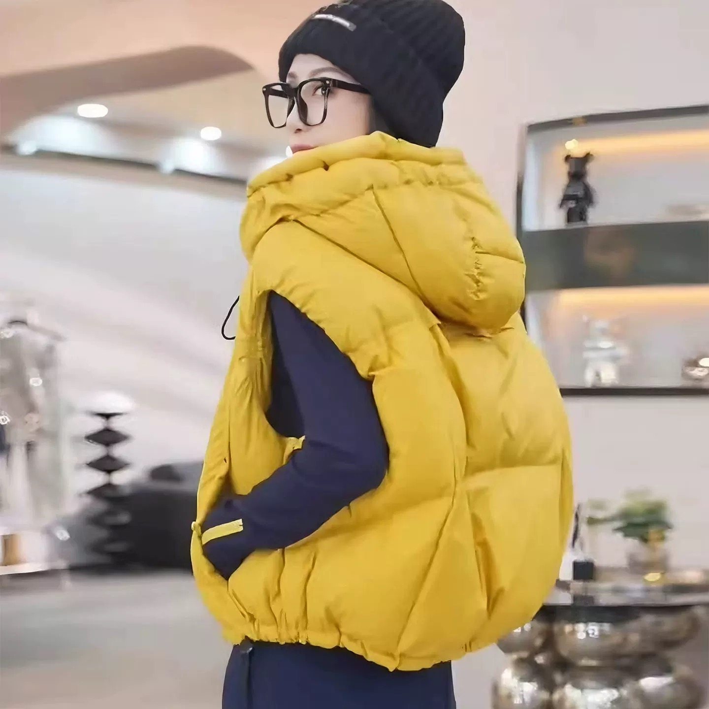 欧货连帽羽绒服白鸭绒马甲女外穿加厚秋冬新款小个子坎肩背心外套,女装/女士精品,马夹,淘宝优惠券,粉丝福利购,淘宝优惠卷