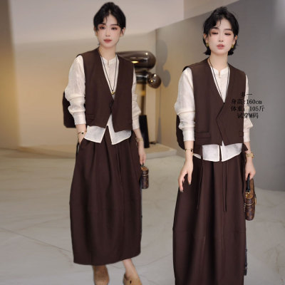 西装马甲半身裙衬衣三件套女