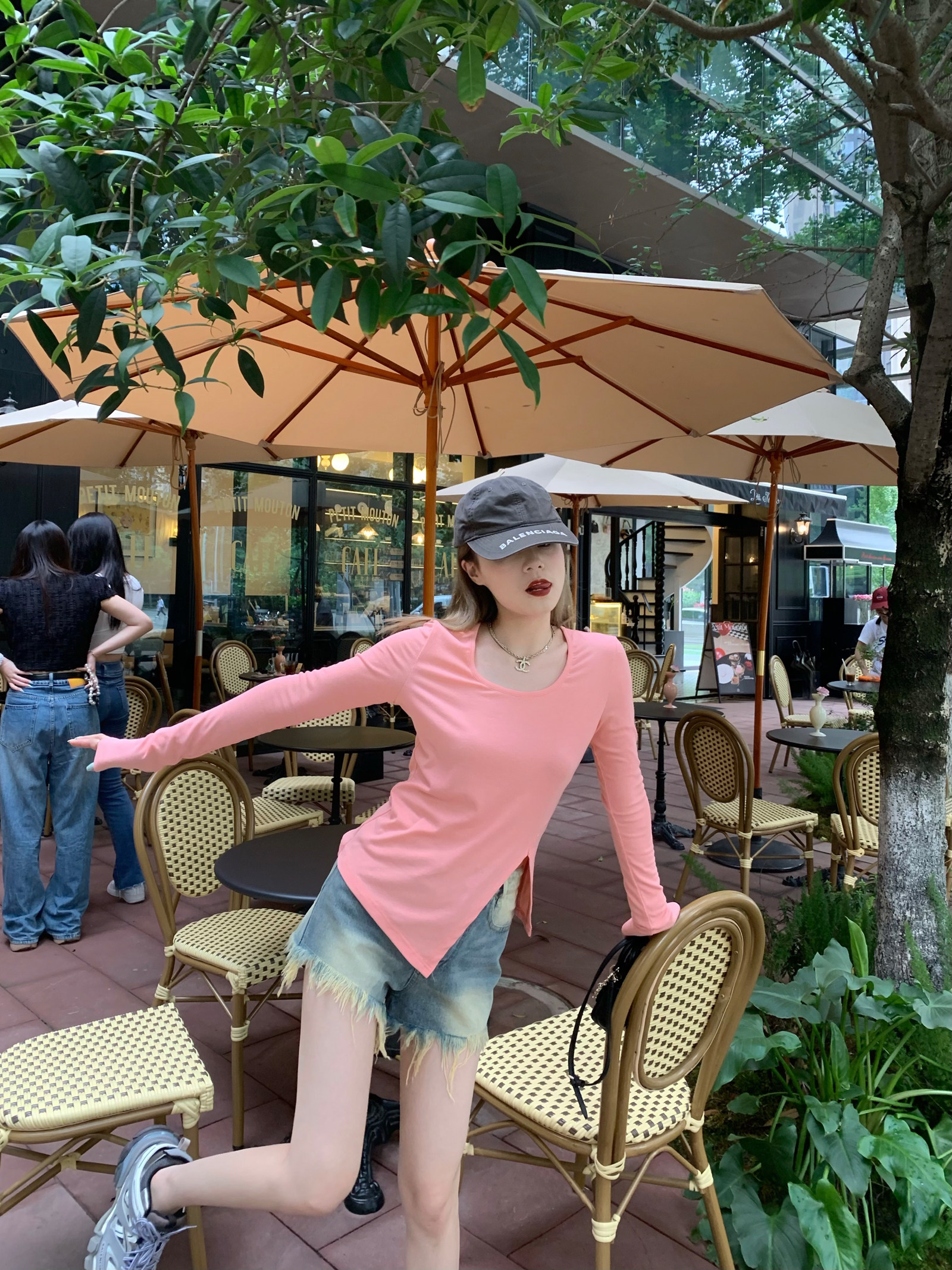 性感减龄显瘦女制片人