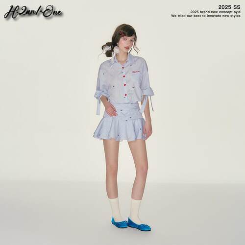 H2AN1 STUDIO翻领中袖收腰衬衫裙蓝白条纹连衣裙荷叶边百褶裙