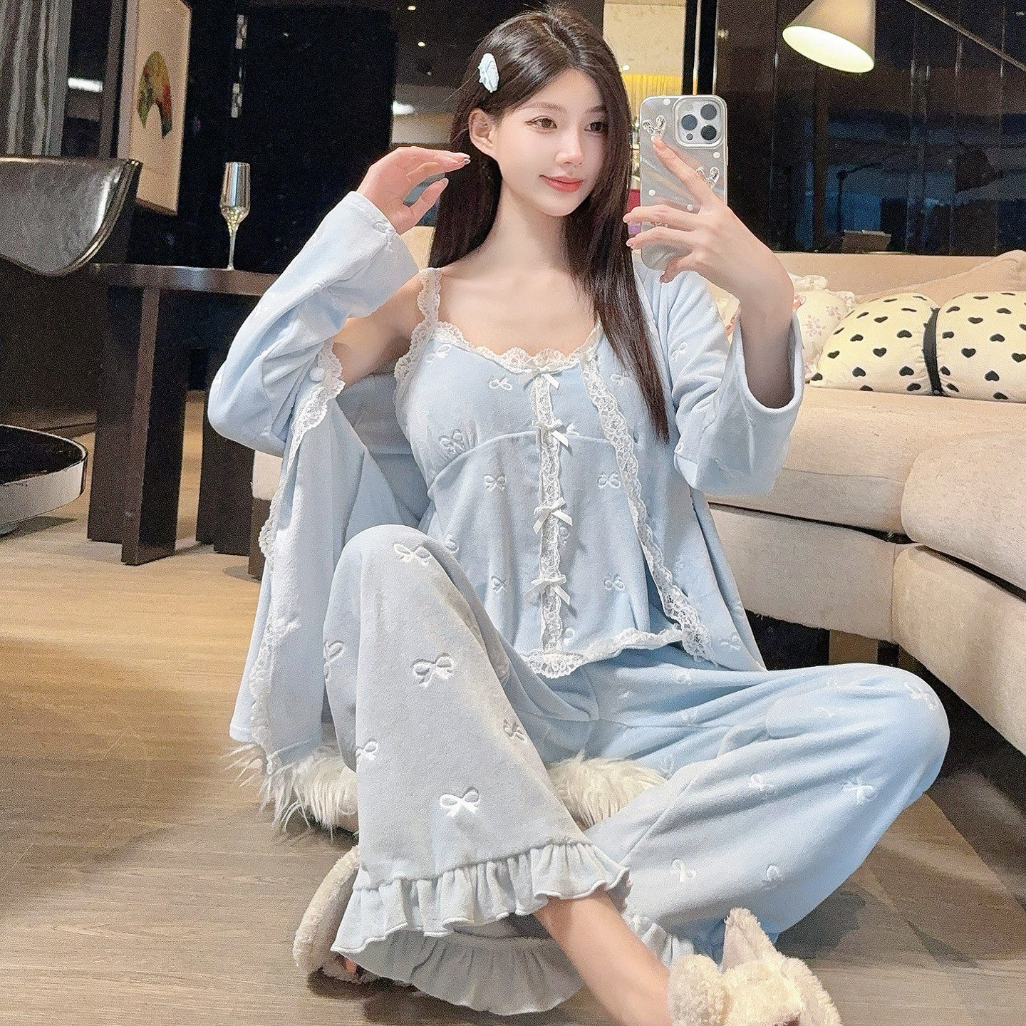 海岛绒带胸垫睡衣三件套保暖家居