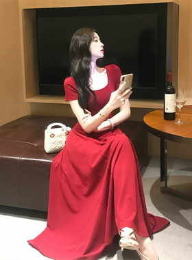 大码女装红色短袖连衣裙女胖mm法式复古显瘦气质敬酒订婚礼服长裙