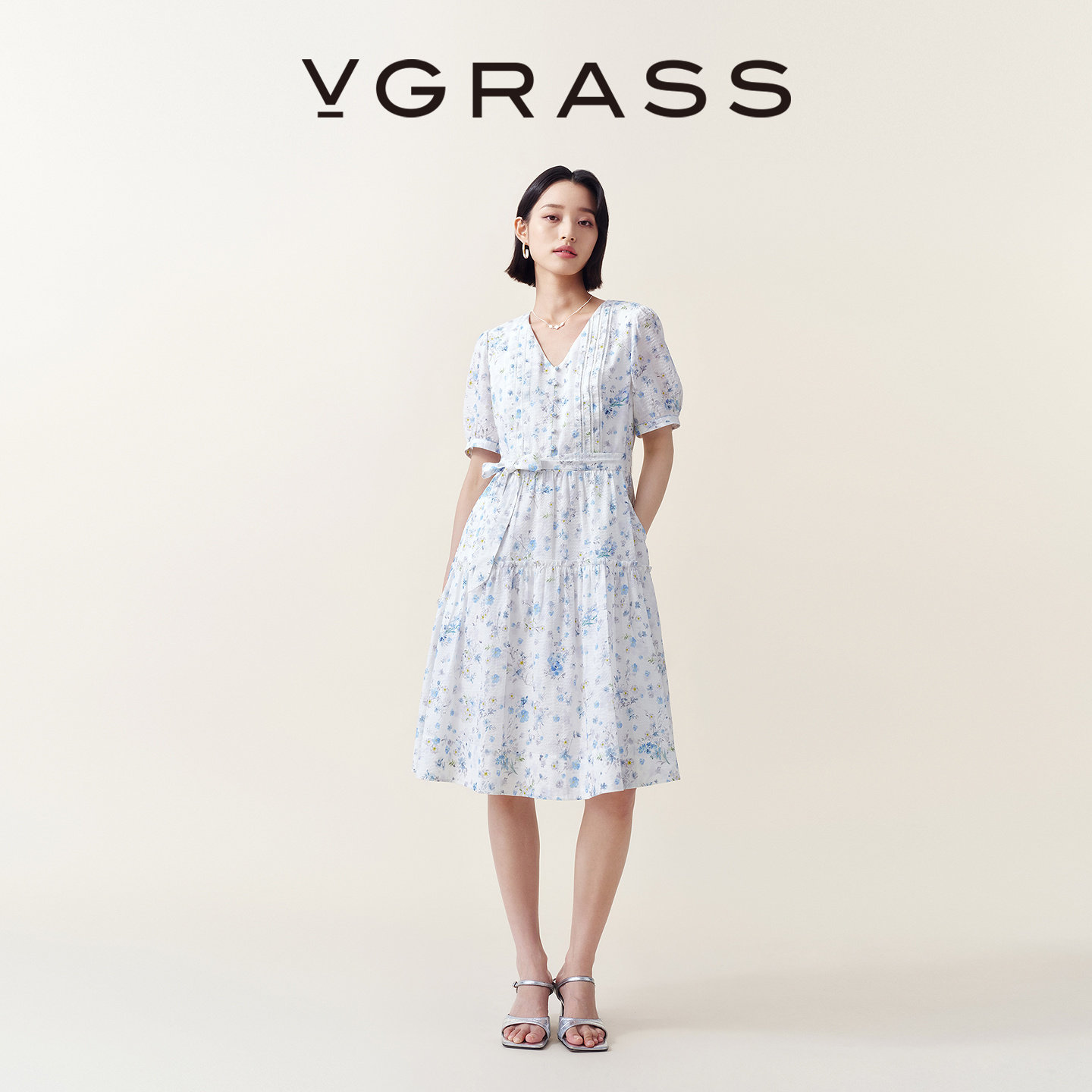 VGRASS维格娜丝26夏季新假日感泡泡肌理棉水墨晕染花卉V领连衣裙