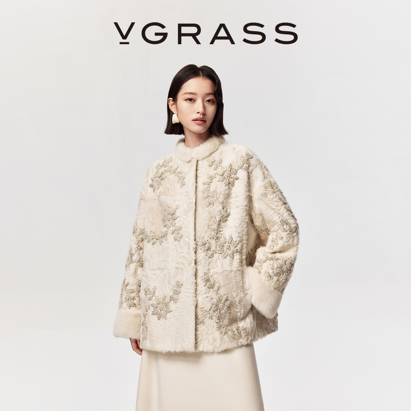 VGRASS手工刺绣湖羊毛皮草外套