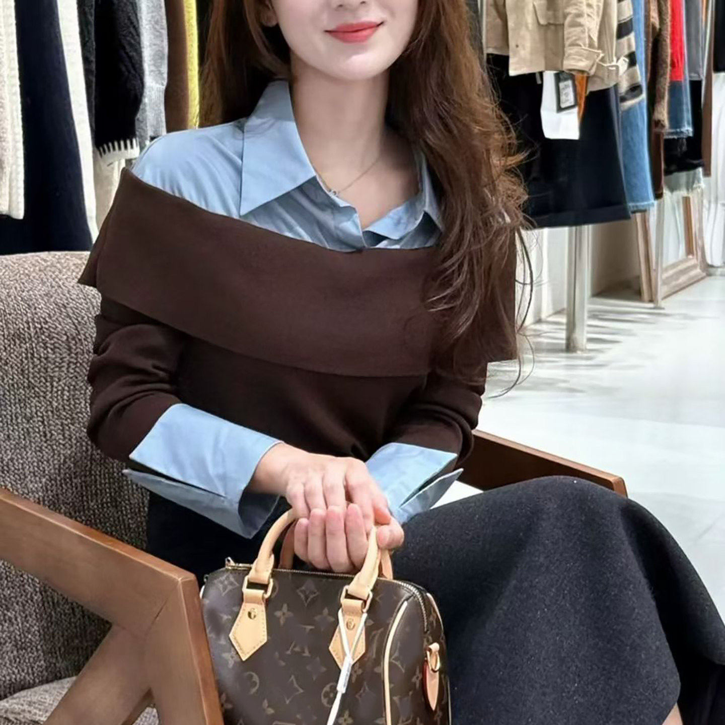 2026早春新款假两件衬衫领拼接针织衫女套头设计感气质上衣内搭女