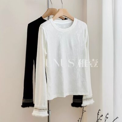 UNUS稚壹袖口刺绣针织衫