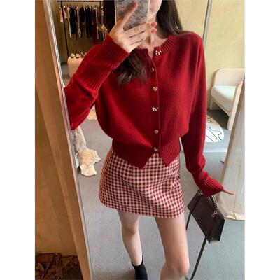 新年红色设计感气质针织