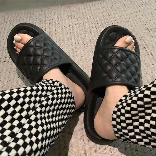 情侣款居家防滑菱格凉拖鞋