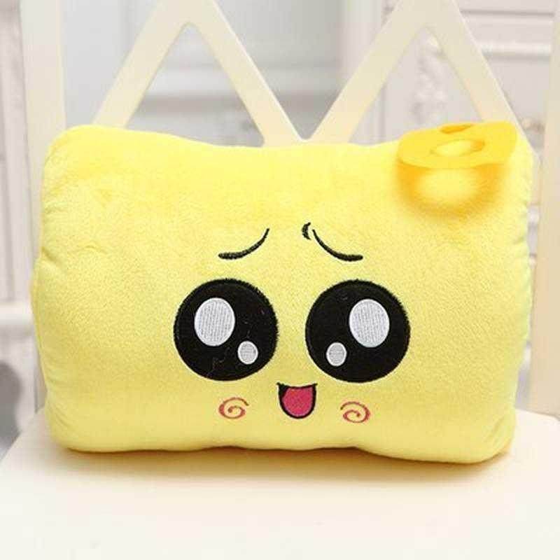 可爱午休捂手的暖和保暖过冬抱枕趴睡枕卡通新款睡觉可插午睡枕