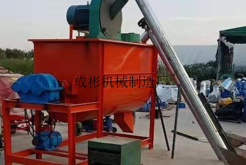 牛羊草料粉碎搅拌机 卧式干湿小型拌草机搅拌罐 滚筒饲料搅拌机