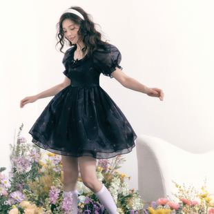 【明星同款】乐町鬼马甜心连衣裙碎花公主裙蓬蓬裙方领多层次女