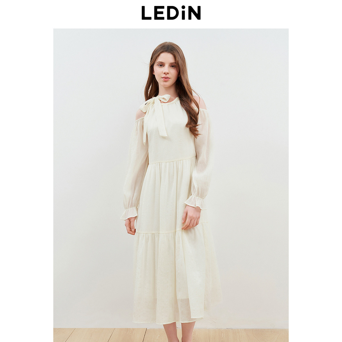 乐町少女感露肩雪纺长裙女25年春季新款宽松仙女裙挂脖长袖连衣裙