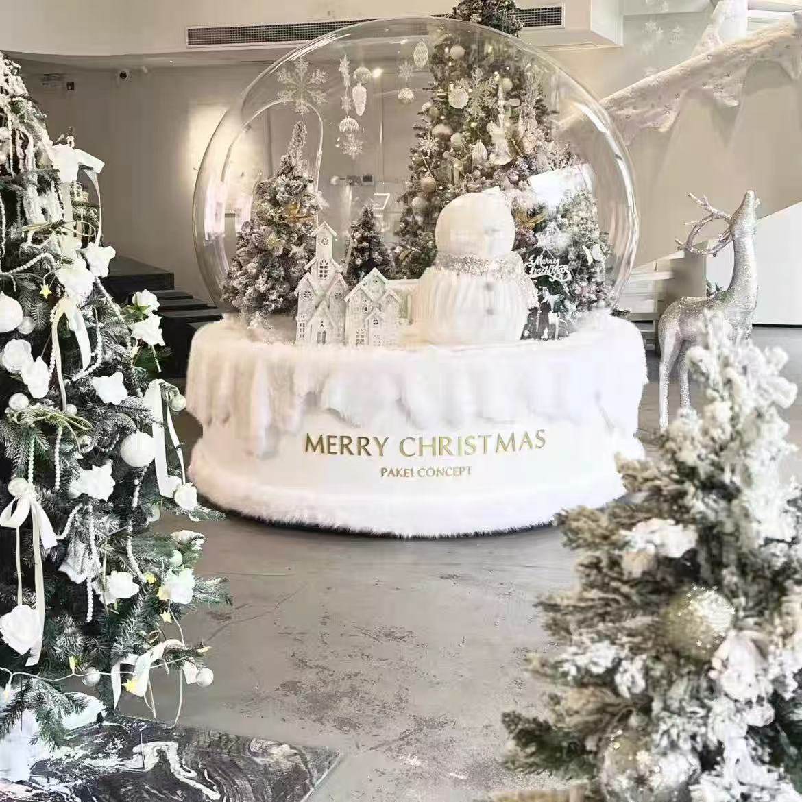 冬季大型亚克力水晶雪球拍摄商场餐厅圣诞节发光球泡泡屋拍照打卡,商业/办公家具,商业美陈,淘宝优惠券,粉丝福利购,淘宝优惠卷