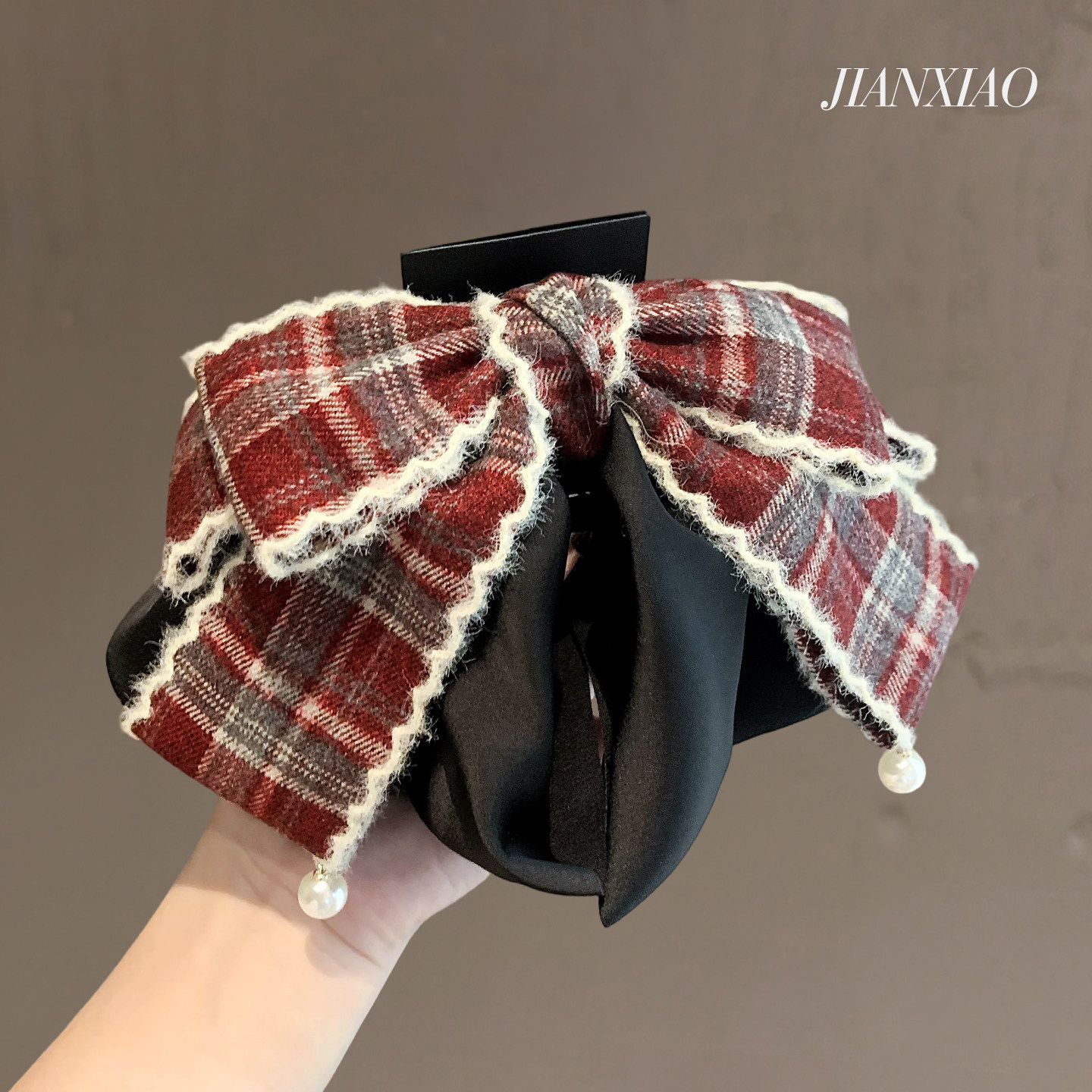 韩版洋气酒红色格纹蝴蝶结抓夹氛围秋冬毛茸马尾夹少女感发夹发饰