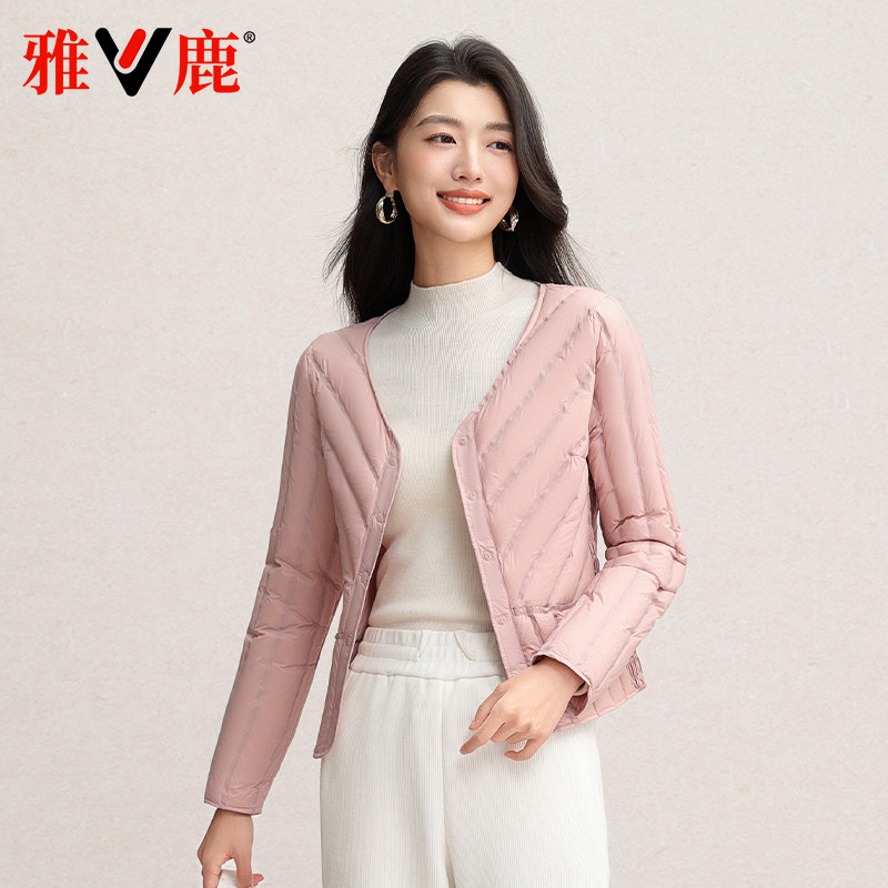 雅鹿气质修身V领内搭轻便羽绒服