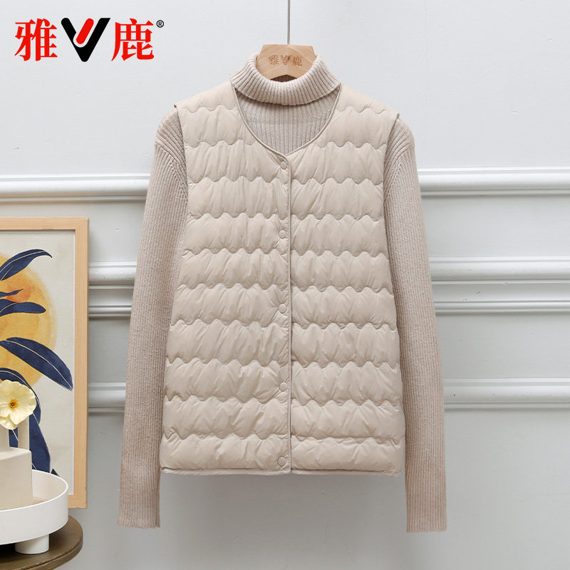 雅鹿短款圆领轻薄羽绒服