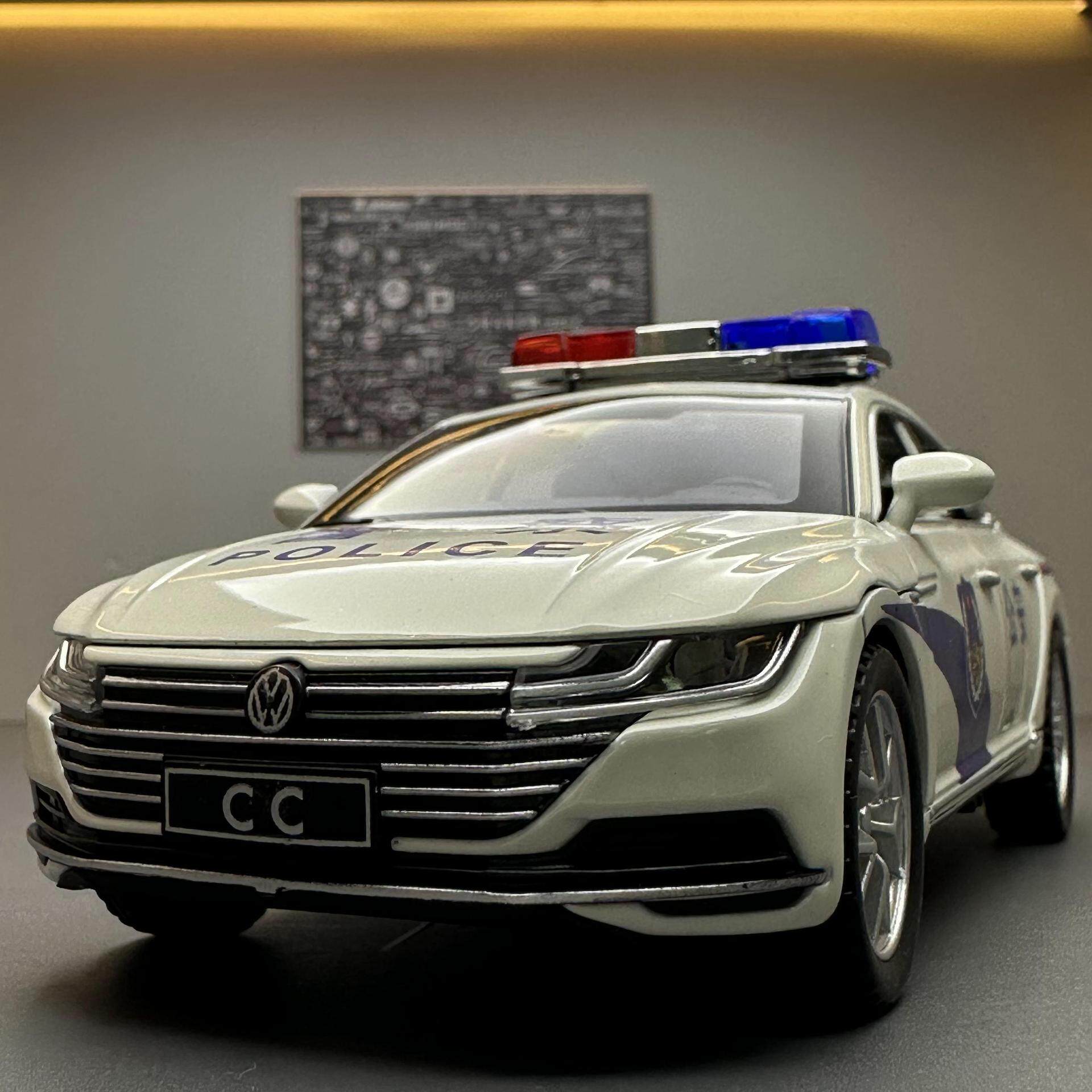 男孩玩具车合金车模型1:32大众cc警车开门灯光回力音乐摆件收藏品