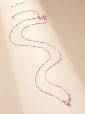 彩金纯洛世奇轻奢元素褪色施华银过敏项链女防锁小众骨链采用