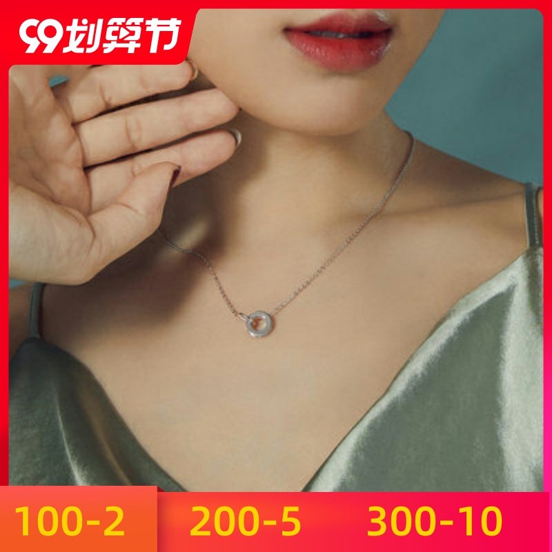 项链采用环环相扣字母元素小众圆圈锁骨链洛世奇设计感女纯银施华