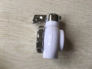 海尔水龙头净水器配件 切换接口 滤芯桶 HT101-1型号使用