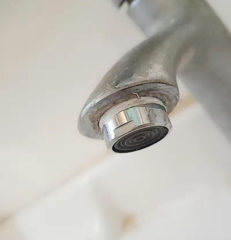 水龙头起泡神器防溅自来水家用过滤网嘴厨房面盆通用万向延伸配件