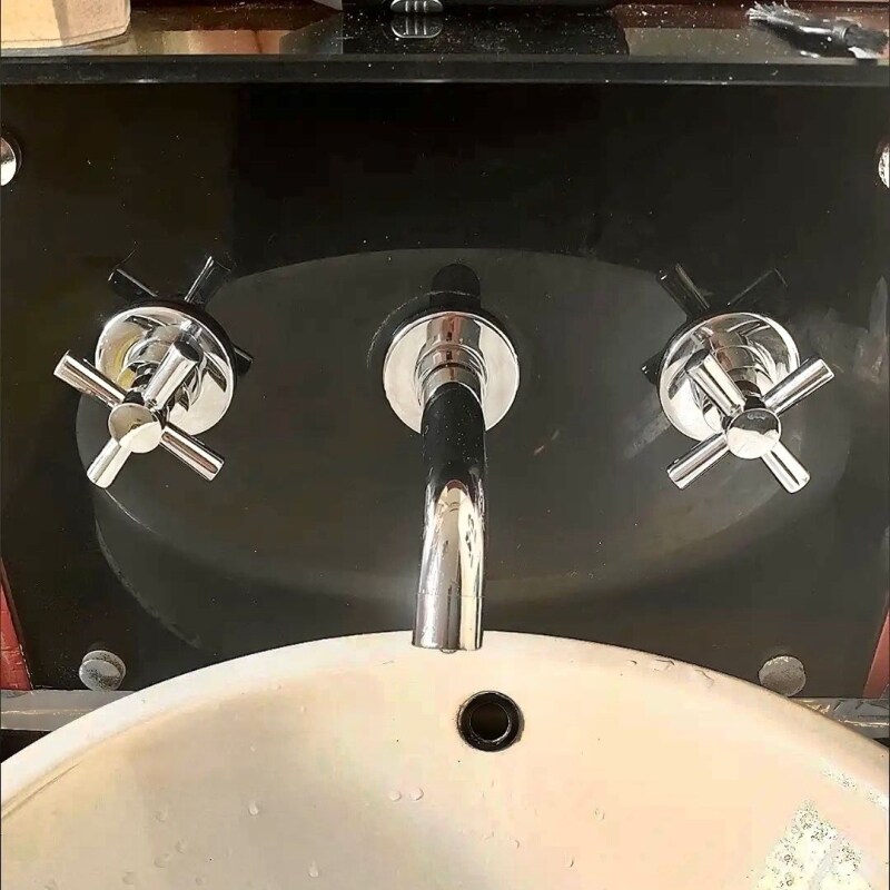 水龙头面盆全铜入墙式三孔分体冷热龙头双把洗脸浴室柜十字三件套