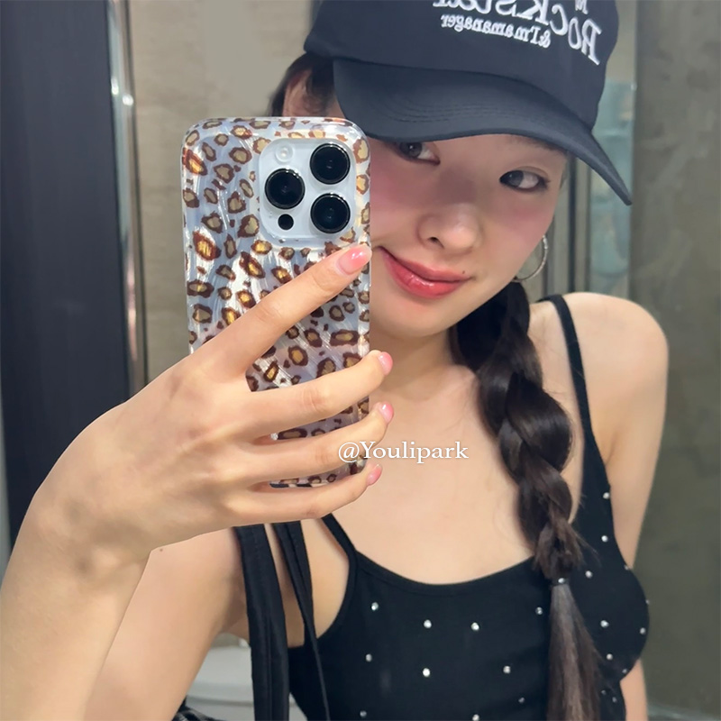 苹果手机壳小众辣妹羽纱棕色豹纹