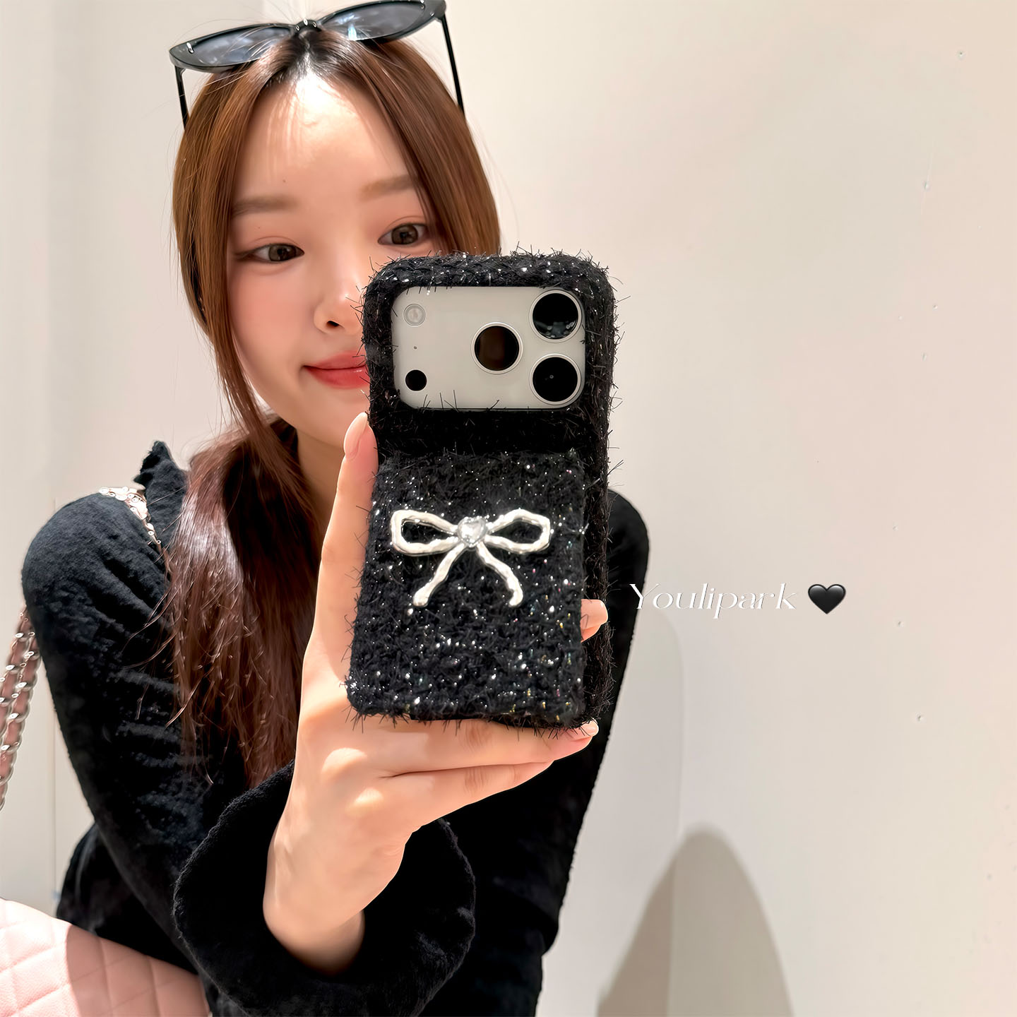 由里公园ins秋冬小香风花朵蝴蝶结镜子支架17适用17pro苹果17ProMax手机壳iPhone16全包14少女16Promax保护套