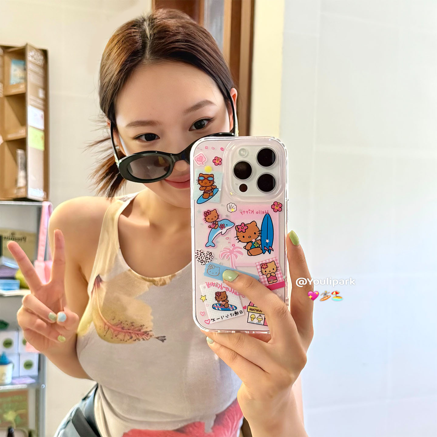 可爱少女冲浪黑皮猫咪苹果手机壳