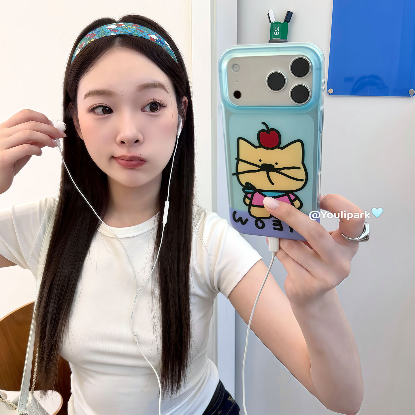 由里公园ins韩系可爱情侣撞色猫咪小狗插画17适用18pro苹果18ProMax手机壳iPhone16全包14新款16Promax保护套
