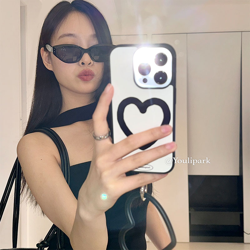 简约少女时髦爱心挂件苹果手机壳