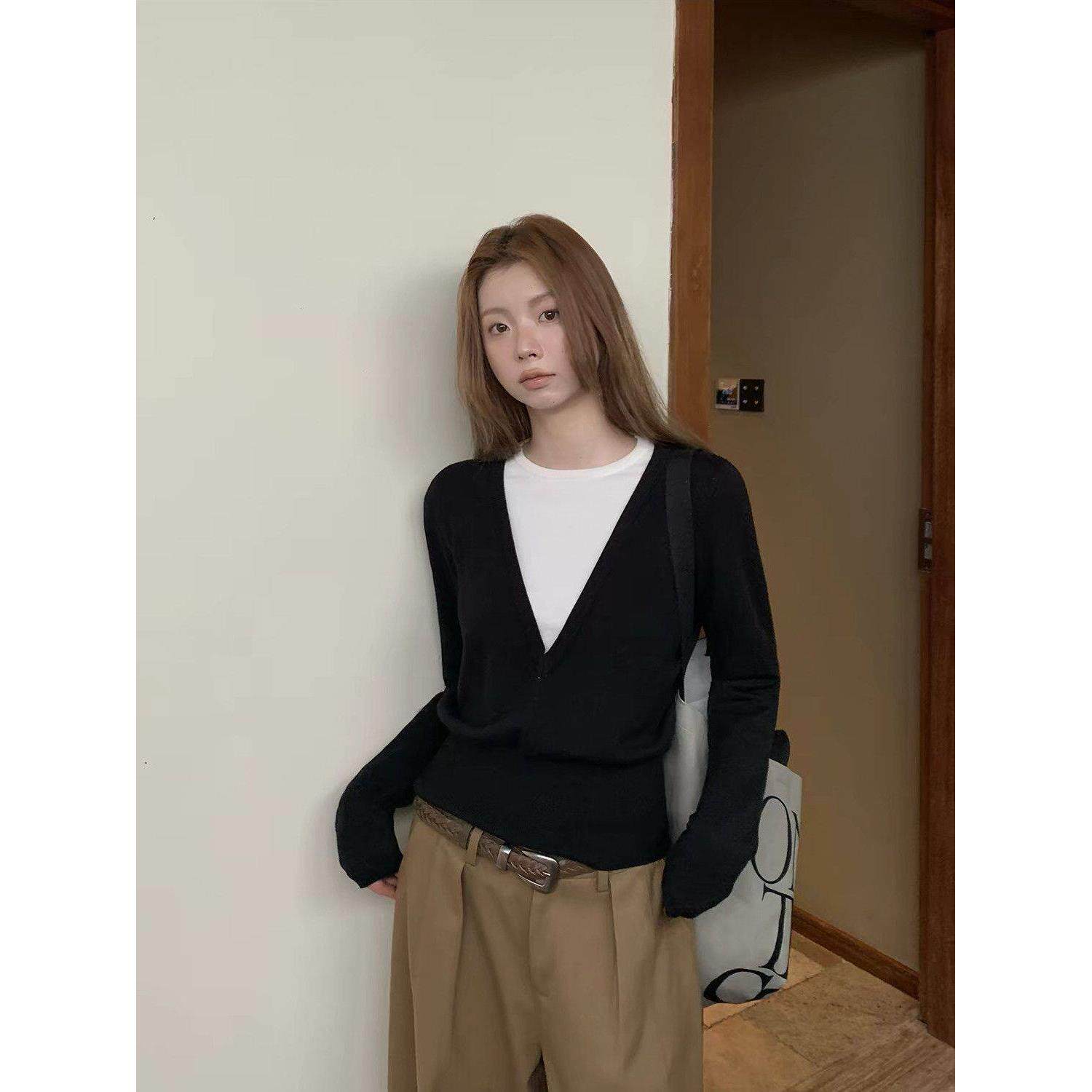 黑色毛衣女2026新款秋季慵懒高级感假两件上衣设计感针织衫